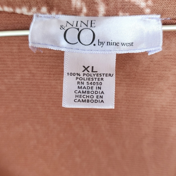 Nine & Co. Ladies Dress - Picture 4 of 4